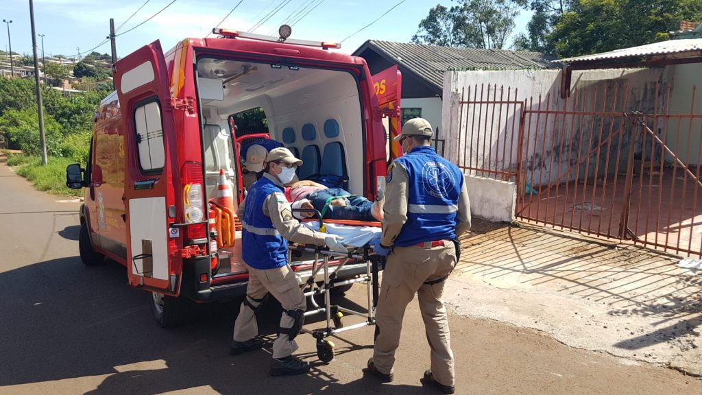 Homem de 42 anos fica ferido após colisão de trânsito no Bairro Floresta, em Cascavel Homem de 42 anos fica ferido após colisão de trânsito no Bairro Floresta, em Cascavel