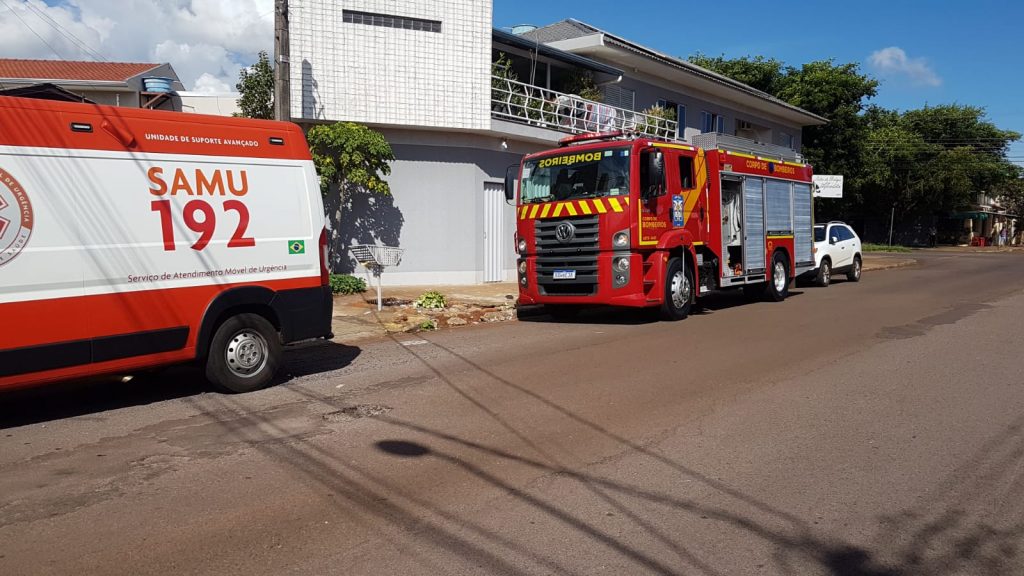 Mulher tem dedos esmagados em cilindro no Maria Luiza