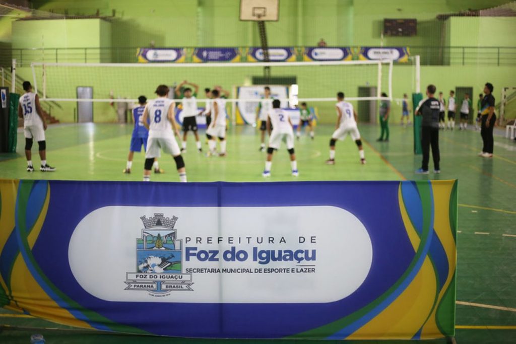 Começam as semifinais do Campeonato Brasileiro Escolar de Voleibol em Foz do Iguaçu