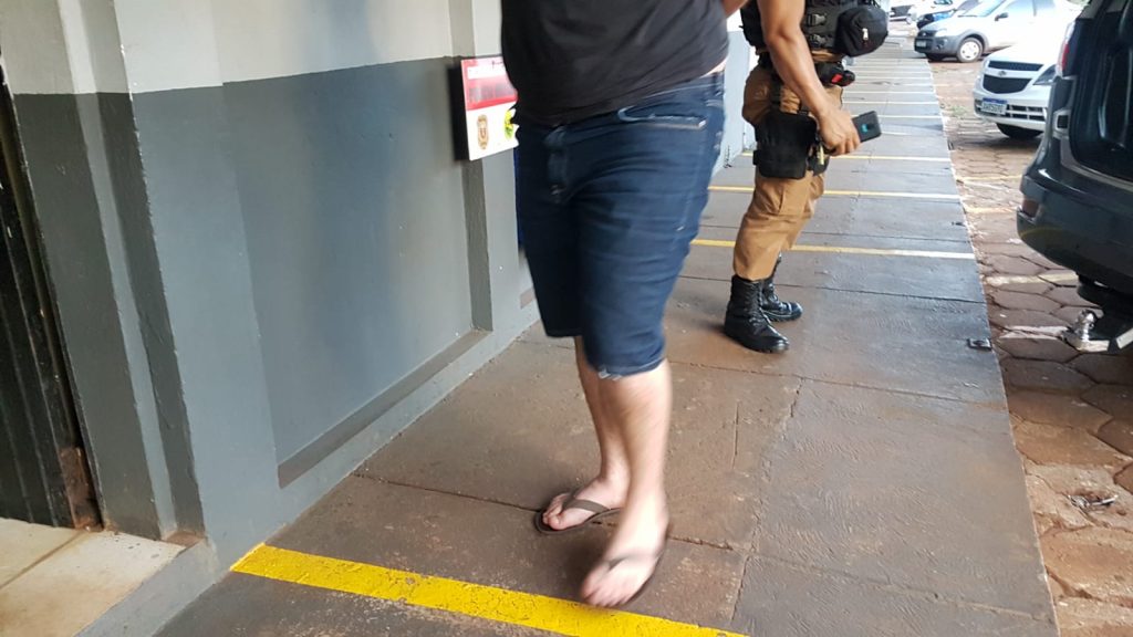 Homem é detido pela PM por não pagamento de pensão alimentícia