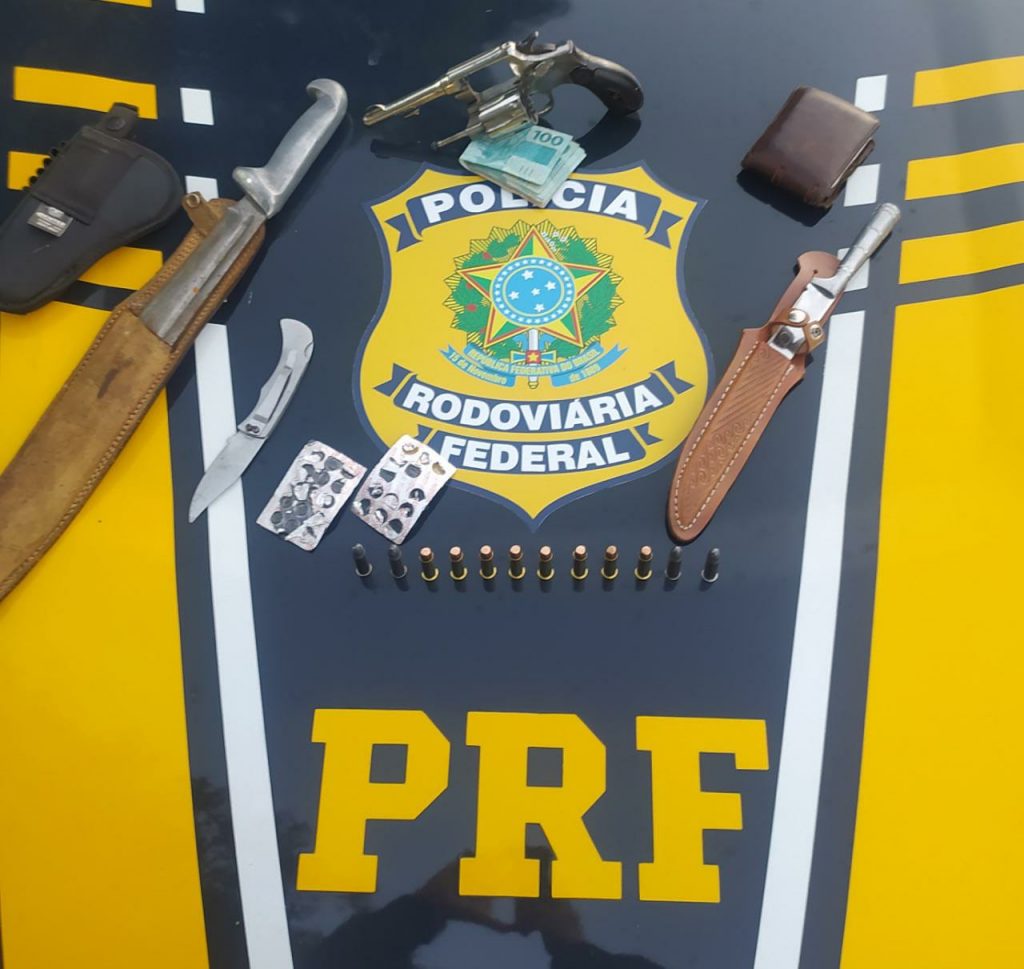 PRF prende indivíduo por porte ilegal de arma e crime ambiental em Mairiporã/SP