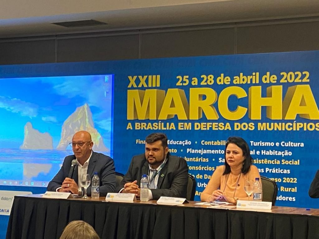 Secretário de Assistência Social de Foz participa da XXIII Marcha a Brasília em Defesa dos Municípios
