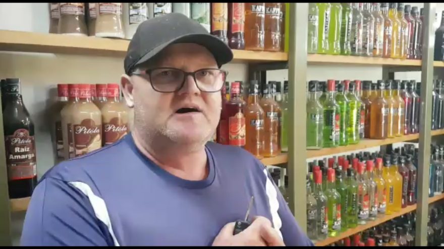 “Justiça tem que começar a fazer alguma coisa. Todo dia é quatro cinco furtos em Cascavel”, desabafa empresário que teve loja arrombada
