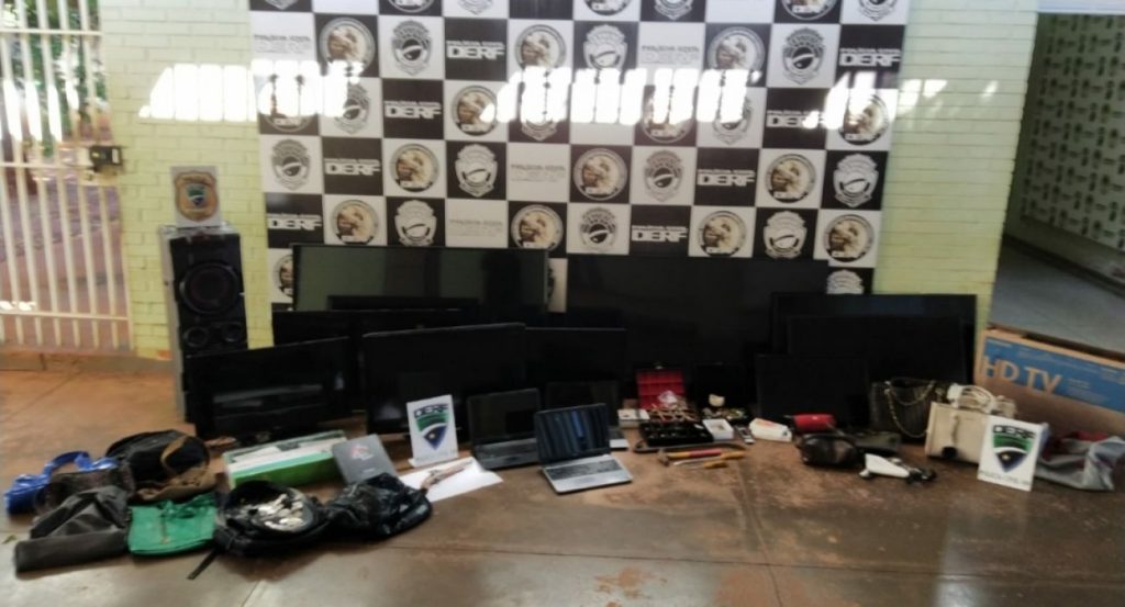 Polícia Civil prende integrantes de associação criminosa especializada em furtos de moradores de condomínios de luxo da Capital