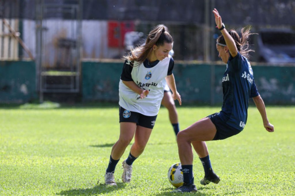 Gurias Gremistas finalizam preparação para jogo contra o Cresspom, pelo Brasileirão