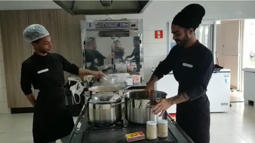 Feijoada vegana beneficente acontece em parceria com as ONG’s