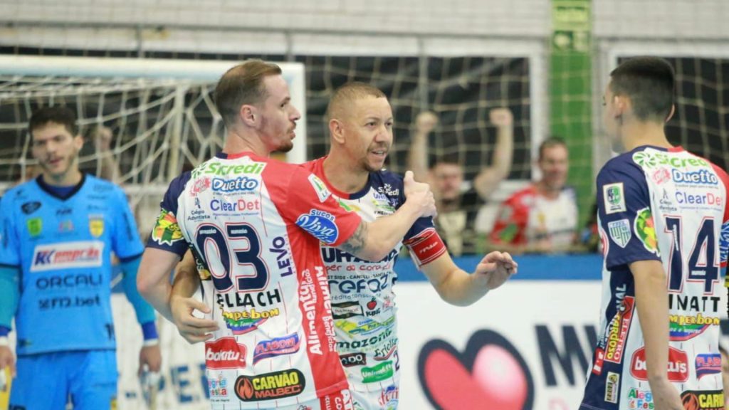 Cascavel Futsal enfrenta forte adversário na Liga Nacional hoje a noite