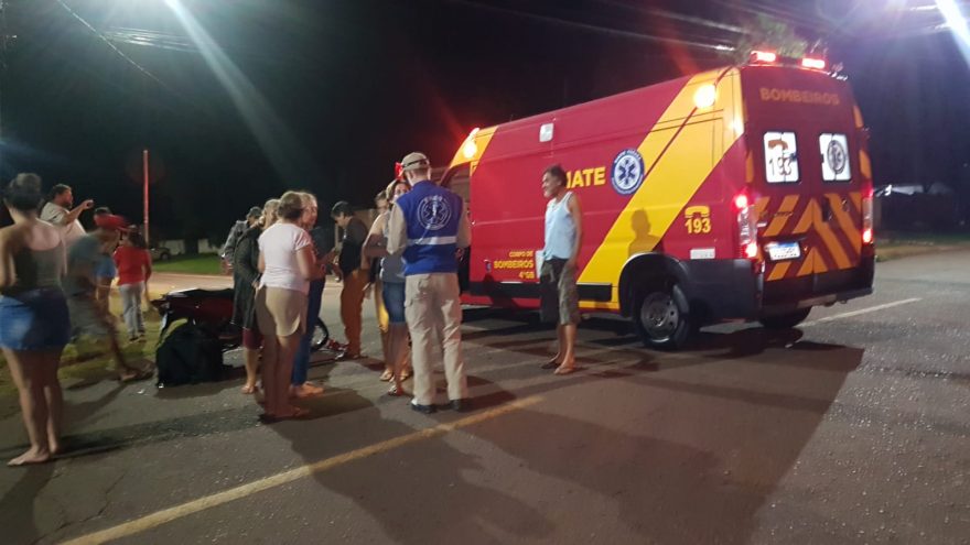 Motoboy fica ferido após se envolver em colisão com carro no Cataratas