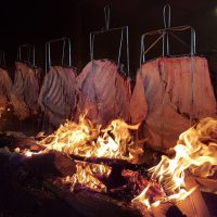 Imagem referente a Festa do Trabalhador já está movimentada com preparo de 16 toneladas de carne