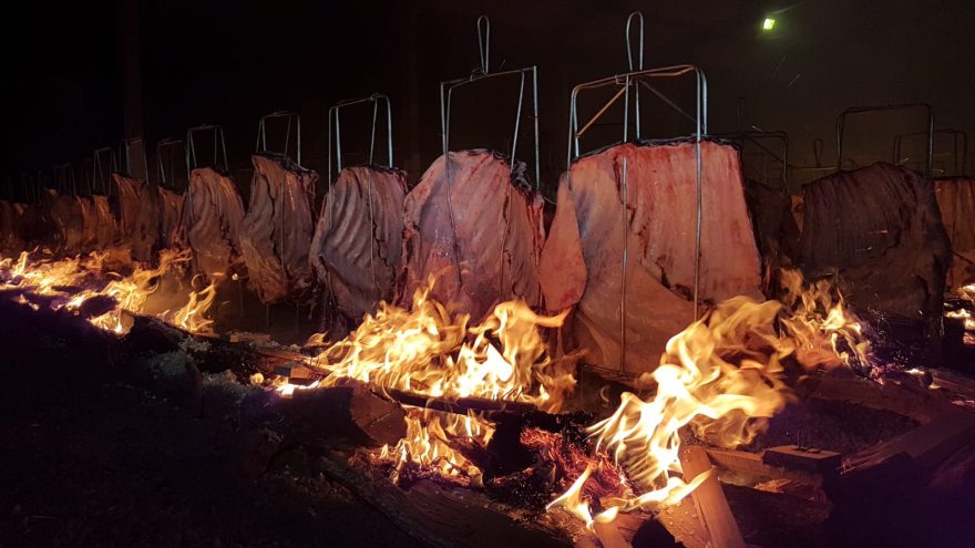 Festa do Trabalhador já está movimentada com preparo de 16 toneladas de carne