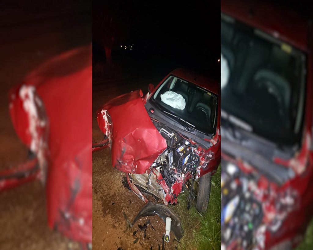 Carro e carreta de Cascavel se envolvem em acidente em Toledo