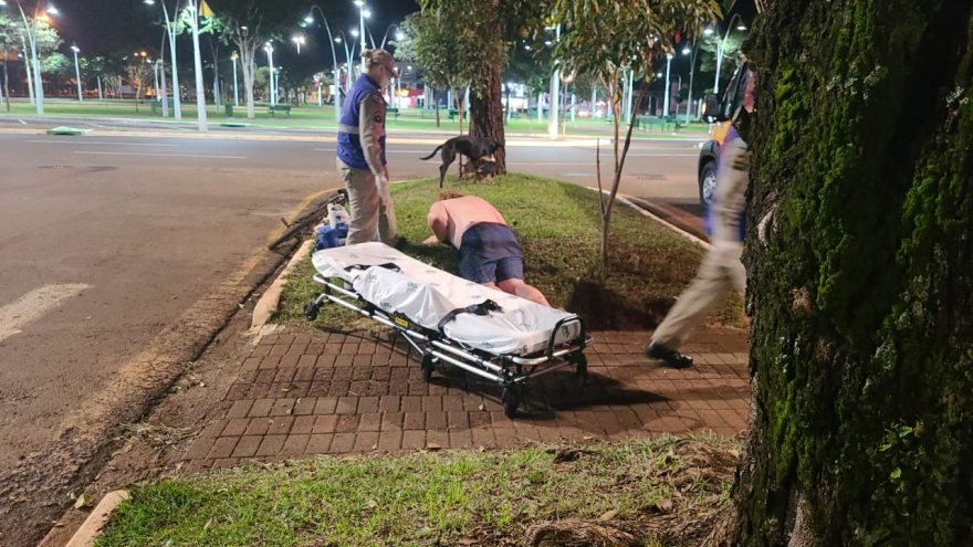 Homem é ferido com golpe de faca na Av. Assunção, em Cascavel