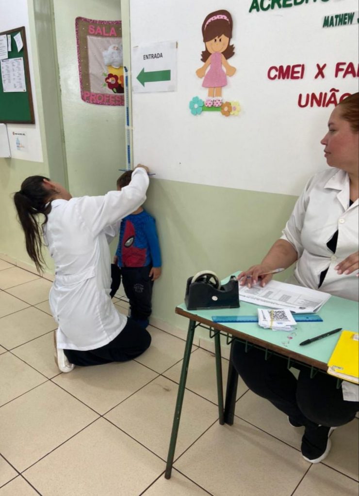 Crescer Saudável faz avaliação das medidas físicas das crianças nos Cmeis