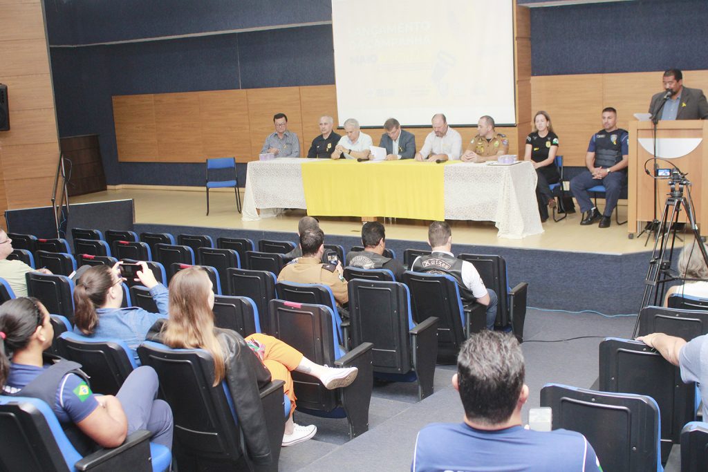 Toledo – Ato simbólico dá início às atividades do Maio Amarelo em Toledo