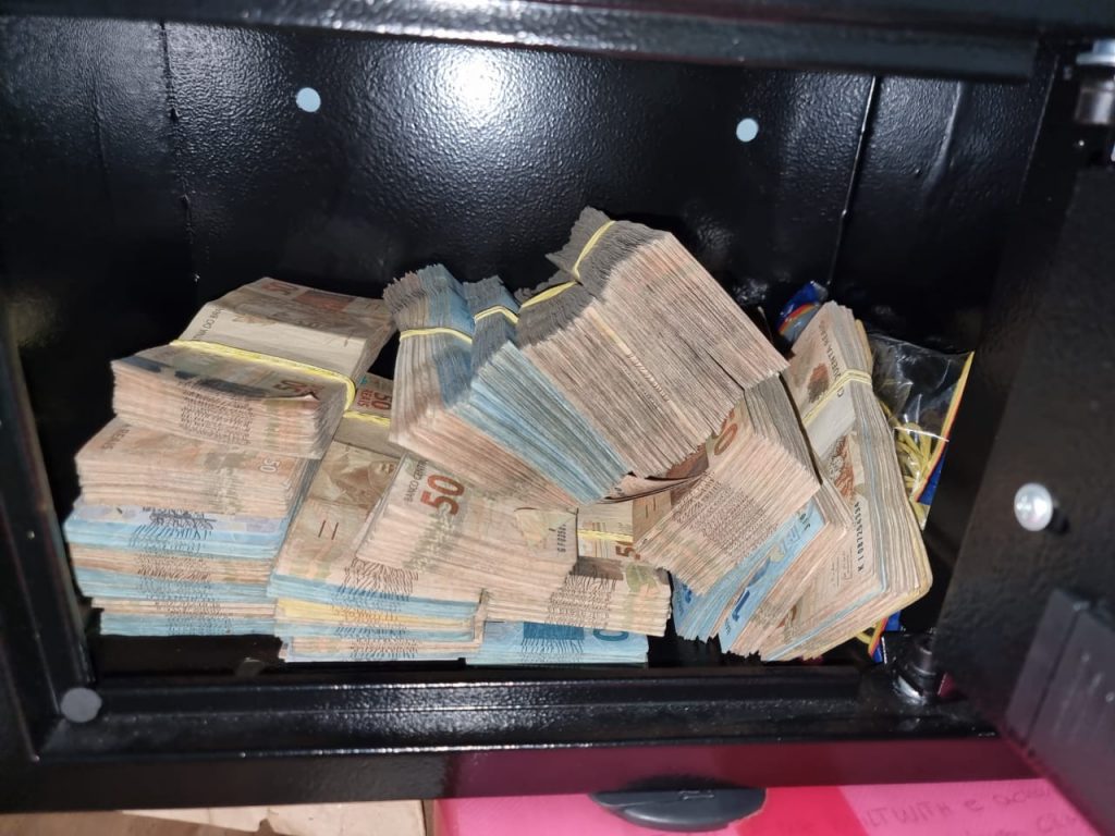 Operação Quéfren – PF desarticula organização criminosa que promovia pirâmide financeira