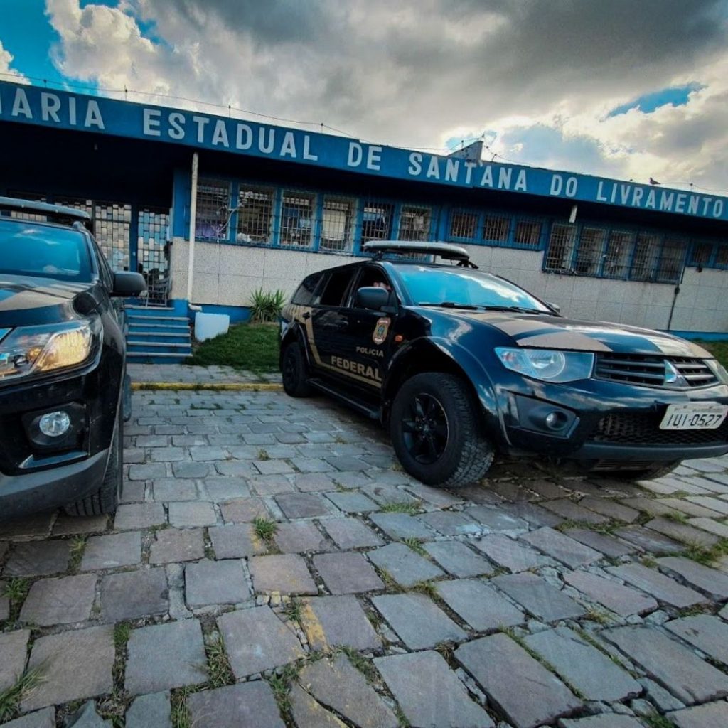Polícia Federal prende foragido da justiça uruguaia procurado pela Interpol