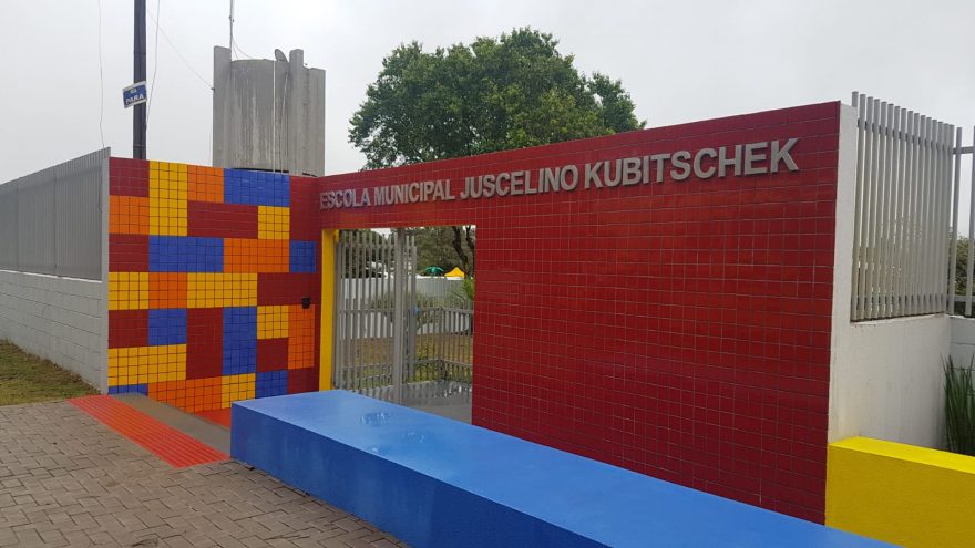 Prefeitura entrega reforma da Escola Juscelino Kubitscheck à comunidade do São Cristóvão