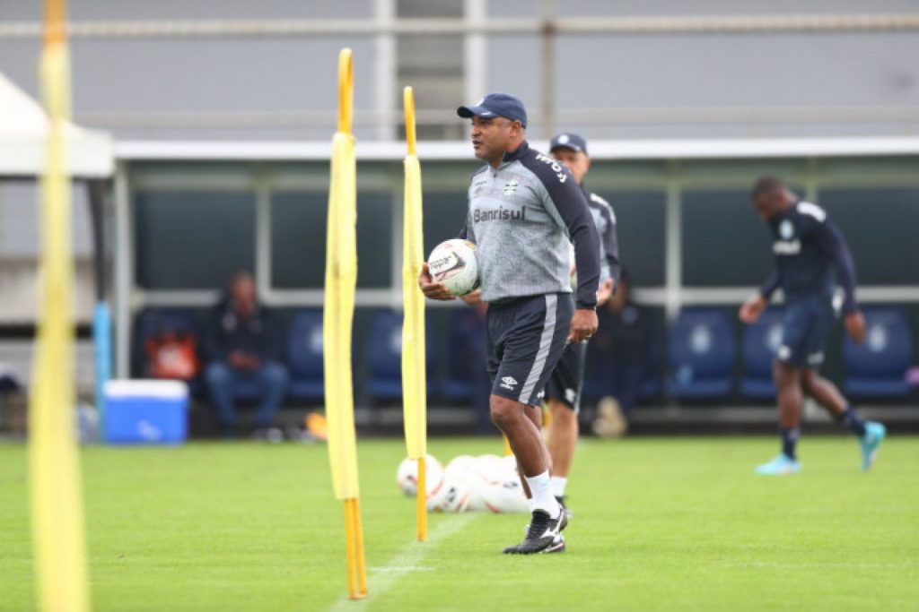 Grêmio realiza primeiro trabalho da semana com foco no Cruzeiro