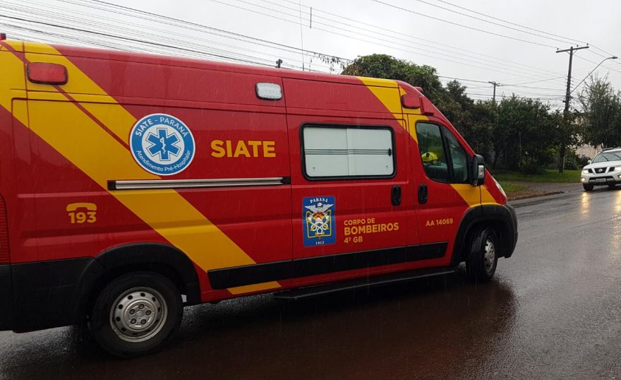 Jovem fica ferido ao sofrer queda em residência no Santa Felicidade