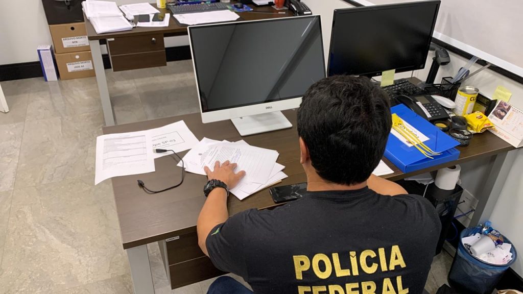 PF deflagra operação contra fraude a licitações e corrupção no Vale do Paraíba