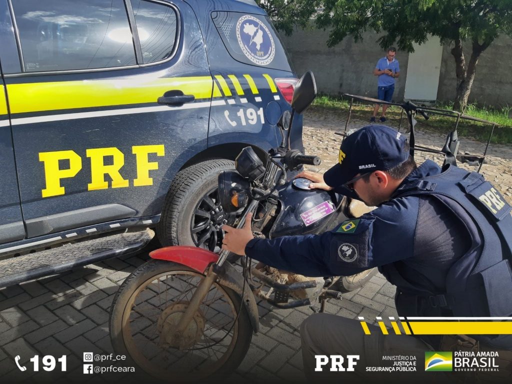 PRF no Ceará recupera, em Pentecoste, motocicleta roubada há 12 anos