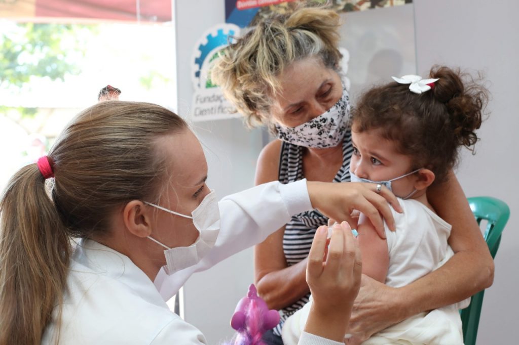 Mais de 18 mil crianças precisam ser vacinadas contra o sarampo em Cascavel