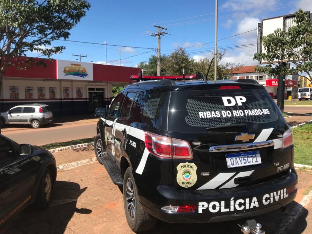 Polícia Civil age rápido e prende em flagrante homem suspeito de furtar celular do interior de supermercado