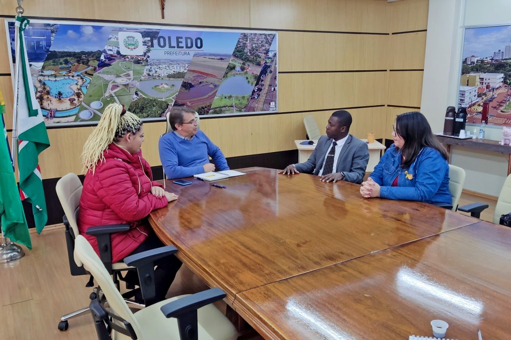 Toledo – SMDH busca cooperação para ampliar ações junto aos imigrantes
