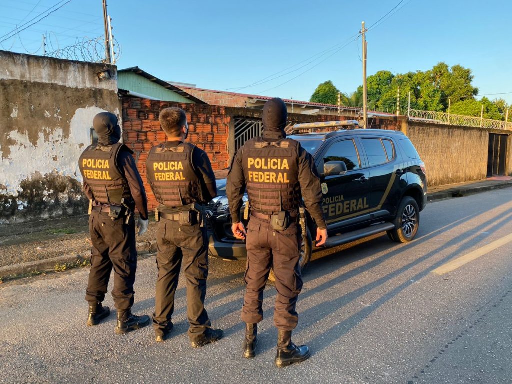 PF desarticula grupo criminoso responsável por assaltos a carteiros no Acre