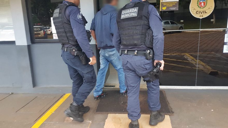 Após causar transtornos na Unidade de Saúde do Riviera, homem é detido pela Guarda Municipal