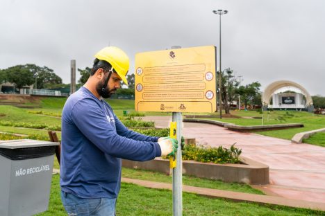 Imagem referente a Maio Amarelo Animal conscientiza iguaçuenses sobre os cuidados com animais no trânsito