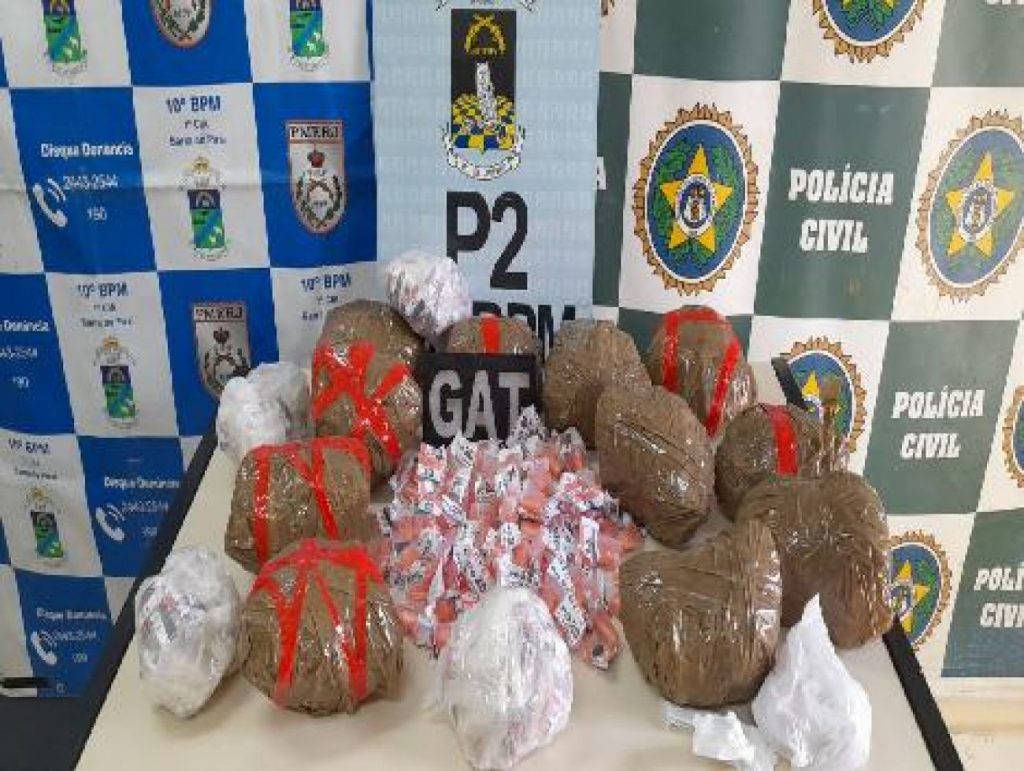 Ação conjunta: Mulher é presa em flagrante por tráfico de drogas em Barra do Piraí