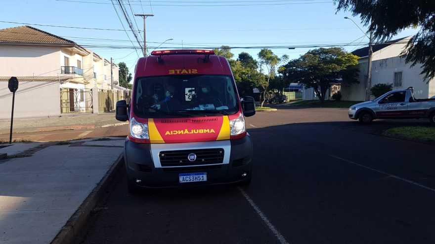 Ciclista fica ferido após ser atingido por carro no Bairro Pacaembu
