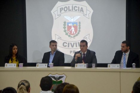 Polícia Civil recebe palestra de representante do Serviço de Segurança Diplomática dos EUA Imagem referente a Polícia Civil recebe palestra de representante do Serviço de Segurança Diplomática dos EUA