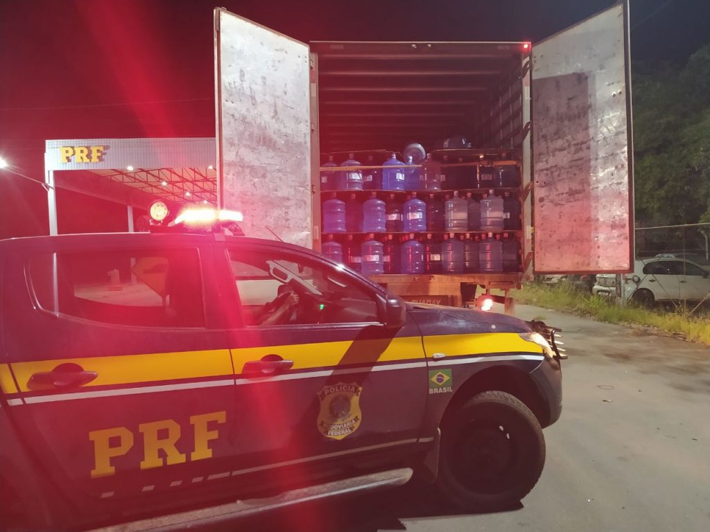 PRF apreende mais de 700 produtos transportados sem nota fiscal