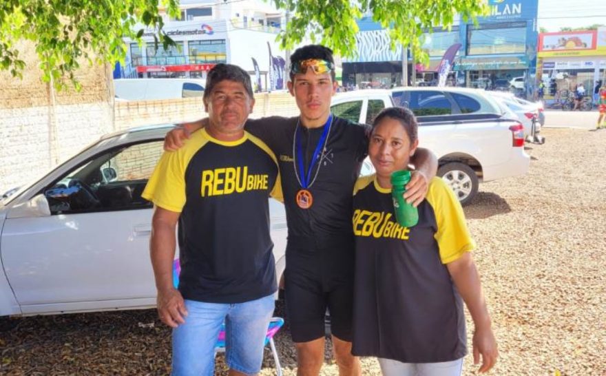 Conheça a história de Lucas, o Tiririca, atleta do ciclismo que tem se destacado no esporte