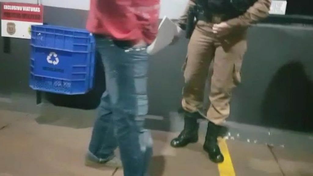 Homem é detido após causar lesão corporal em ex-esposa