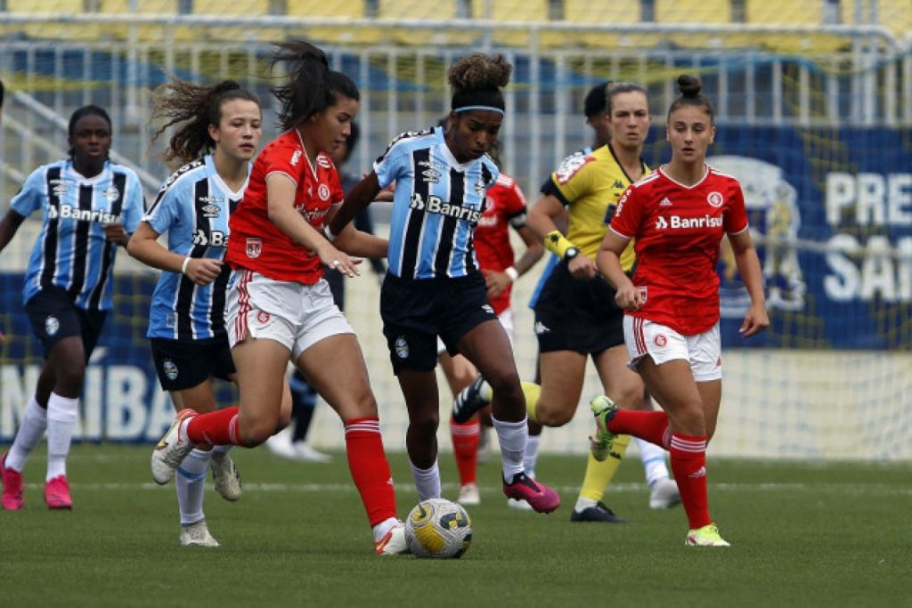 Gurias Gremistas vencem clássico e assumem liderança do Grupo D, no Brasileiro Sub-20 