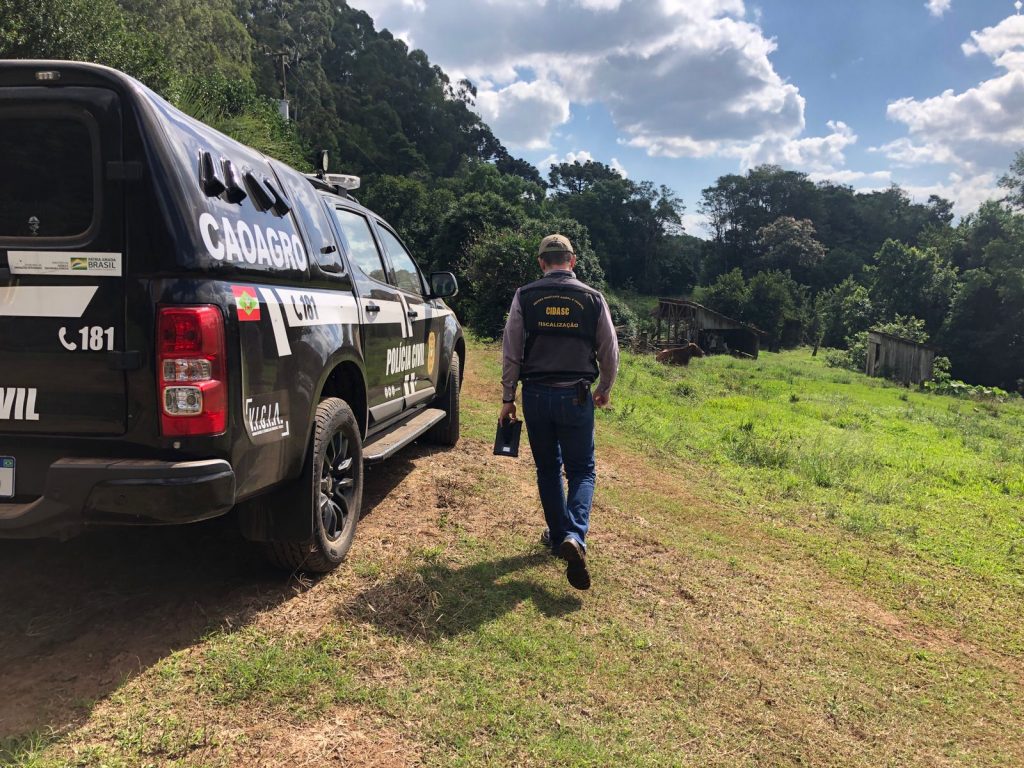 Fiscalização conjunta resgata animais em situação de maus-tratos em Cunha Porã