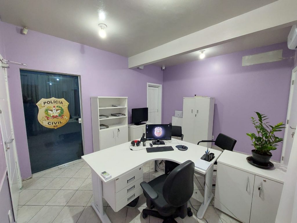 Polícia Civil inaugura “Salas Lilás” de reforço no atendimento especializado para mulheres vítimas de violência em Gaspar e Timbó