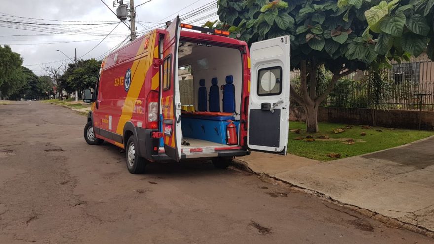 Mulher fica ferida ao sofrer queda de mesmo nível no Alto Alegre