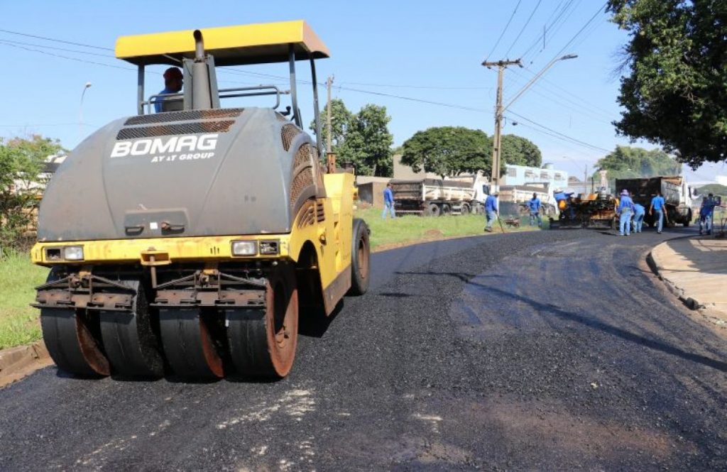 Prefeitura inicia recape completo da Avenida Luigi Amorese na região oeste