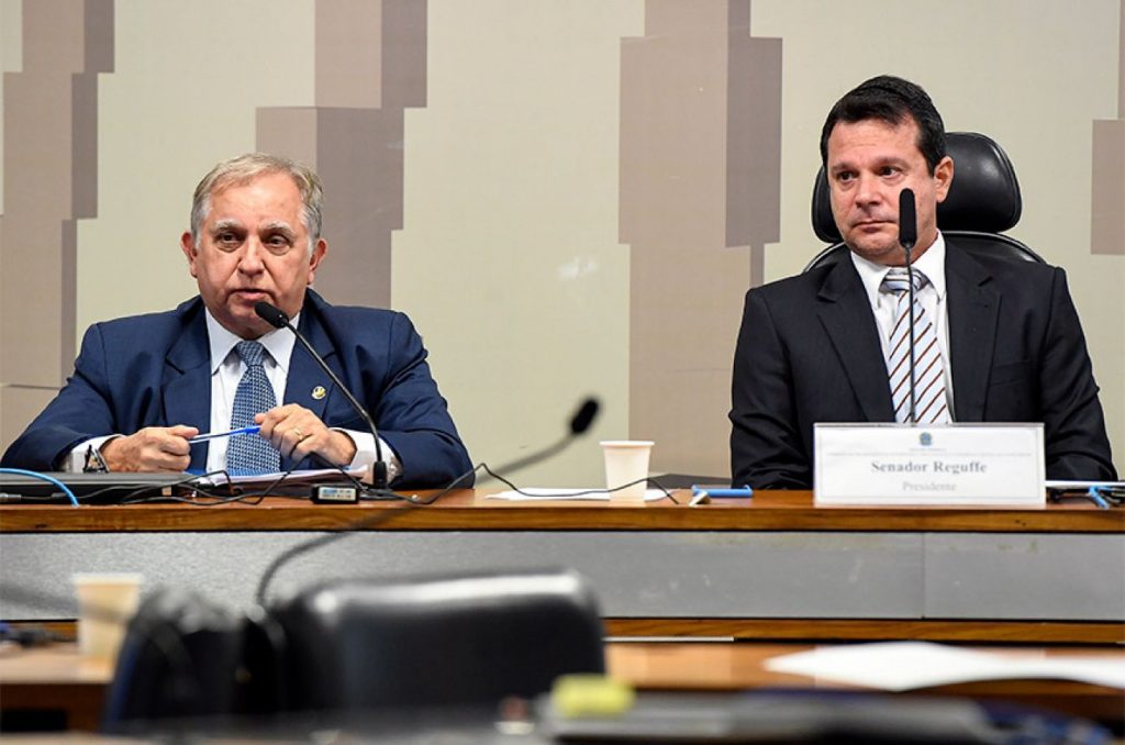 Senadores e profissionais apontam ‘caos’ no setor de saúde do Distrito Federal