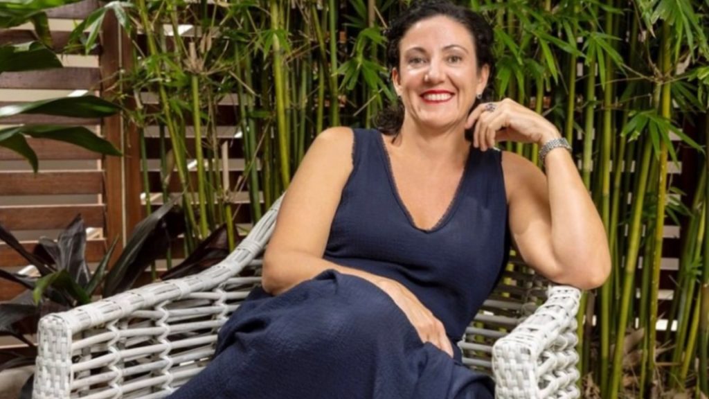 Mulher deixa casamento de 14 anos por um homem que seria sua ‘alma gêmea’ mas foi rejeitada