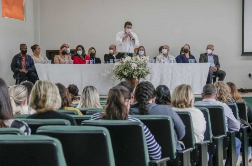 Apucarana sedia seminário macrorregional sobre o “CadÚnico”