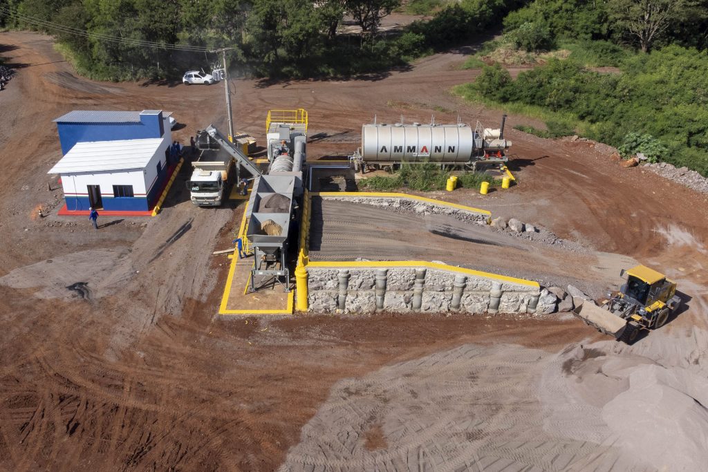 Toledo – Emdur entrega usina com capacidade de produzir 100 toneladas de asfalto por hora