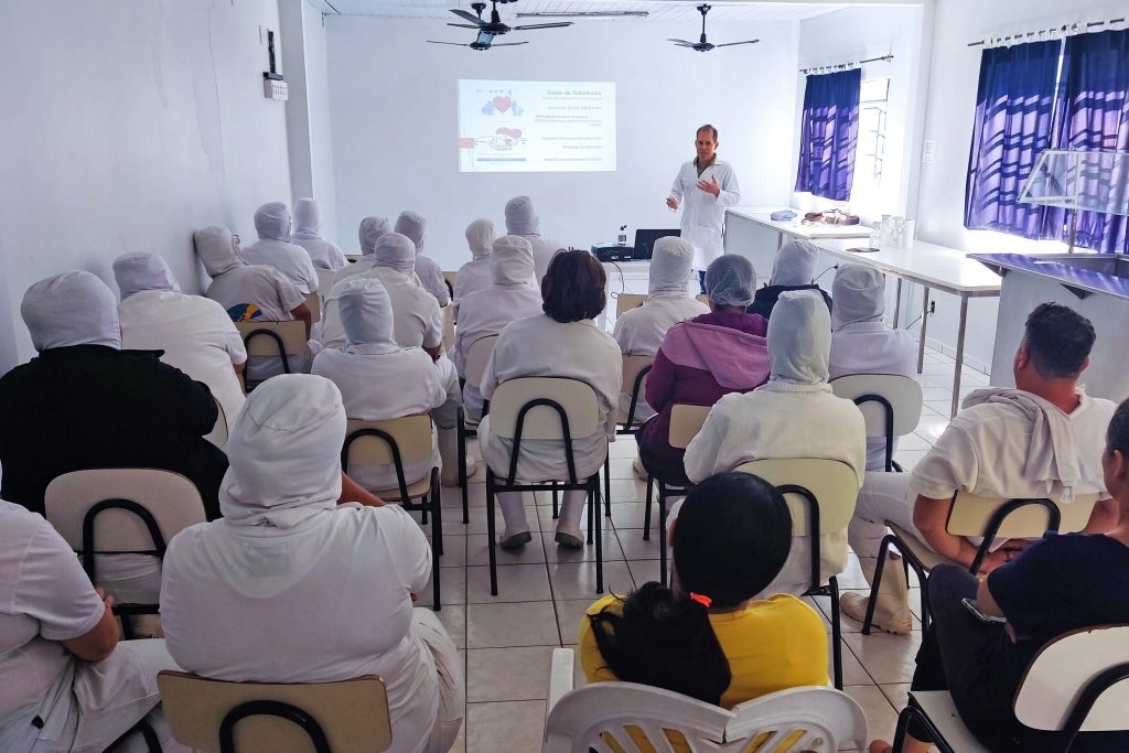 Toledo – Cozinha Social inicia trabalho abordando alimentação e hábitos saudáveis