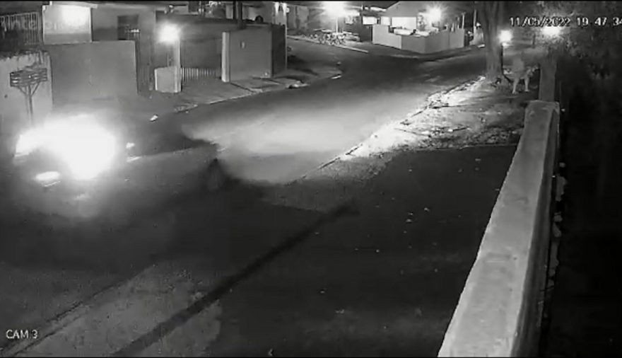 Câmera de segurança flagra batida que ocorreu no Bairro Interlagos
