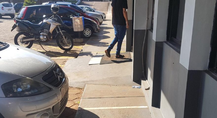Homem é detido com pedras de crack no Bairro Interlagos