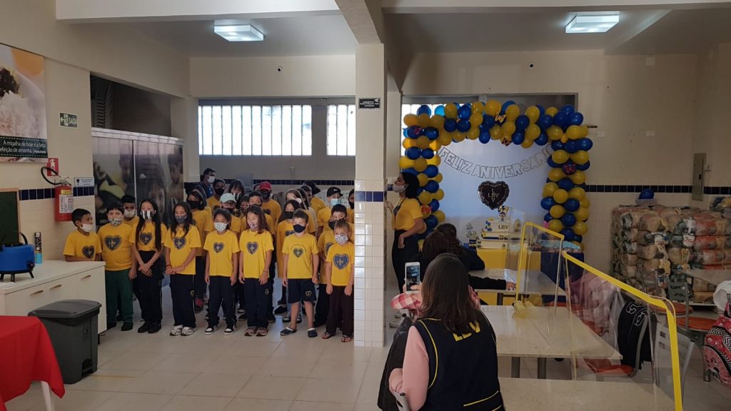 LBV completa 42 anos em Cascavel: data é celebrada com muita alegria e entrega de cestas de alimentos